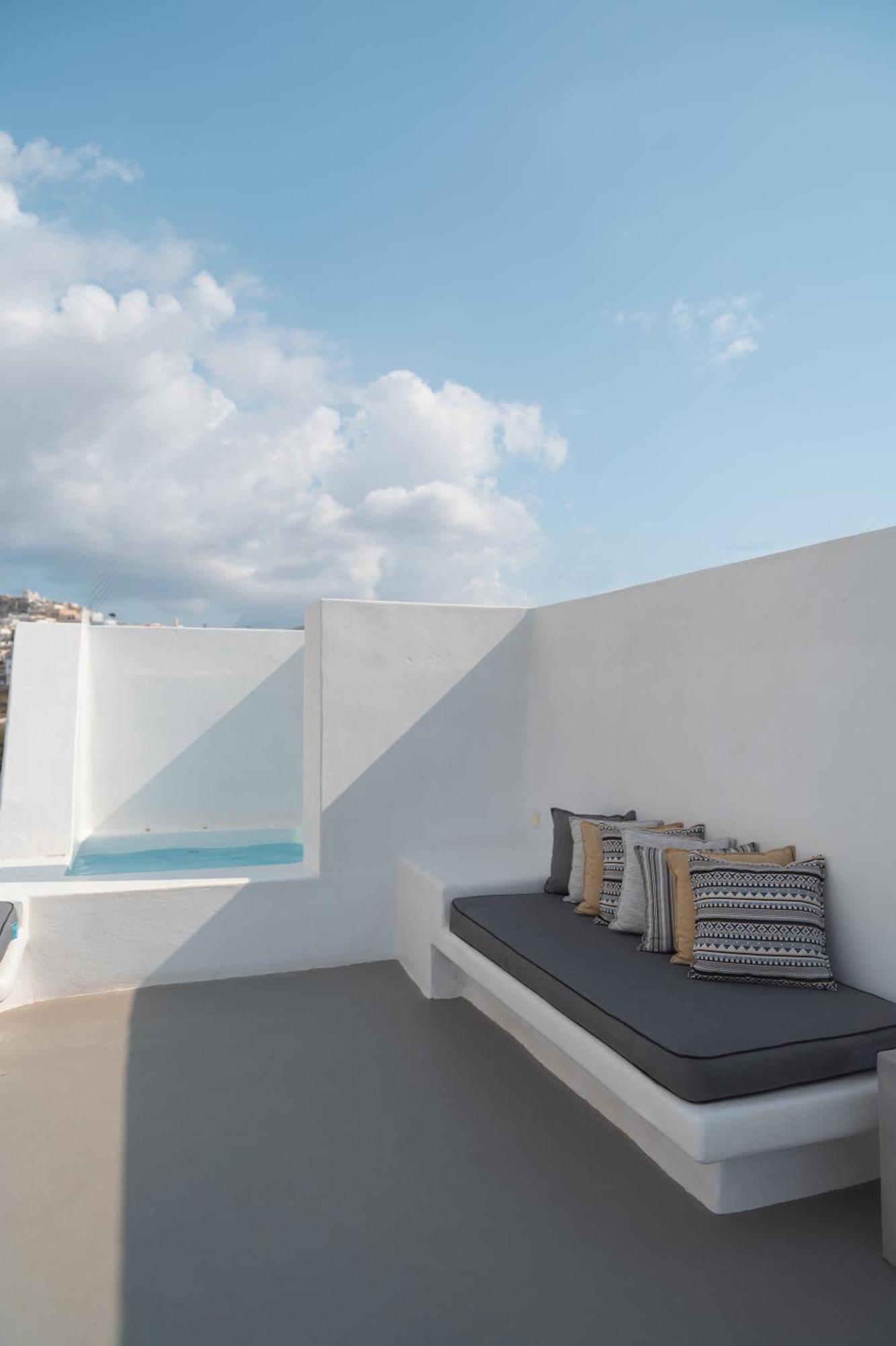 Villa White & Co Santorini Pyrgos Kallistis Exterior foto